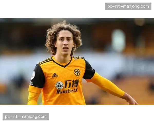 中国赞助商与狼队续约五年，继续作为胸前广告合作伙伴